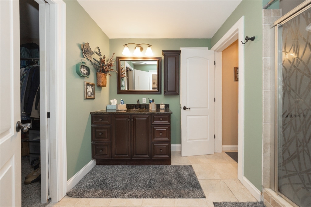 149 Berry Corner Road Charlton, MA 01507 - Photo 13 of 32 Gallery Image 13