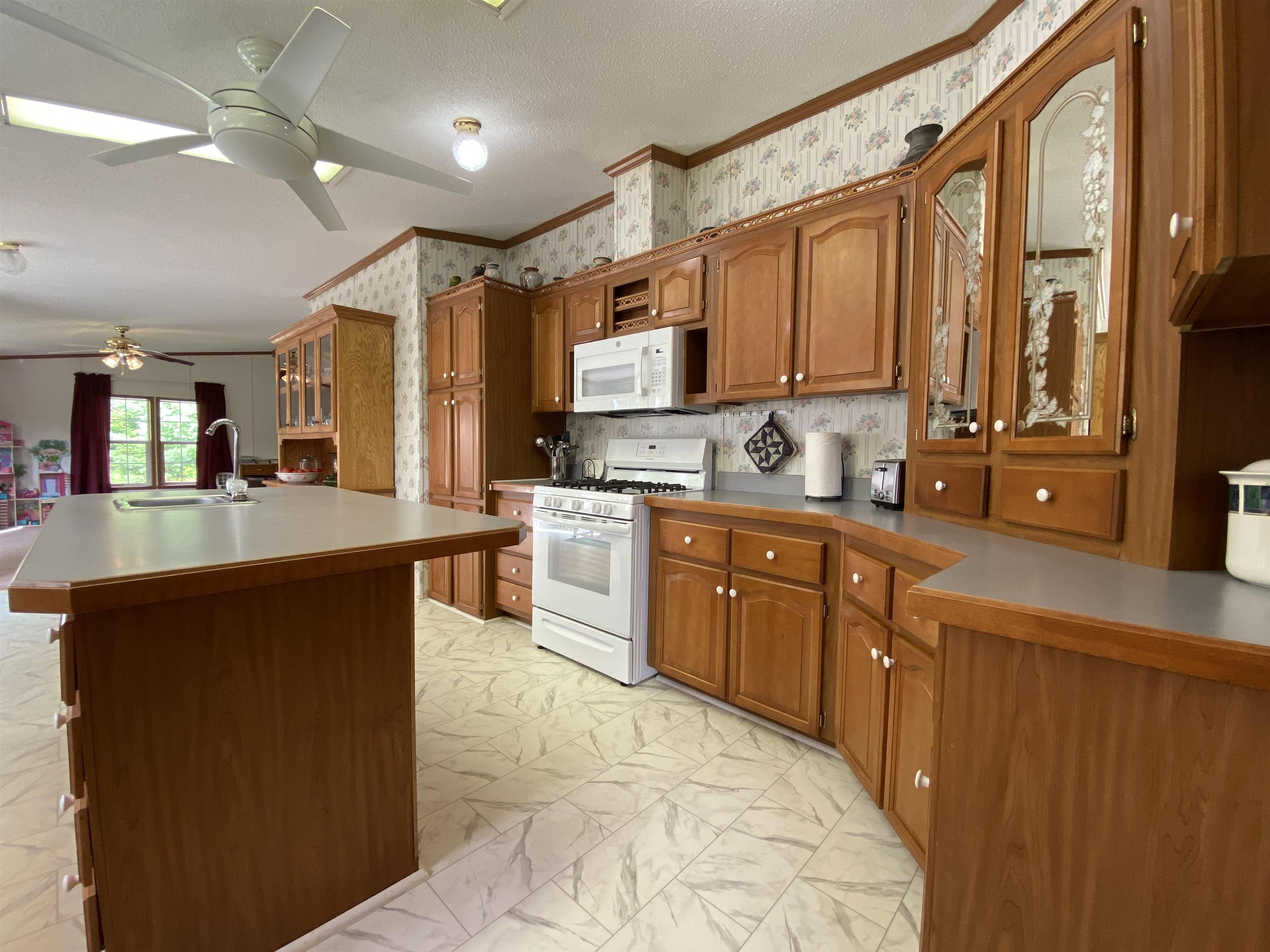 169 Tabor Hill Road Fairfax, VT 05454 - Photo 8 of 40