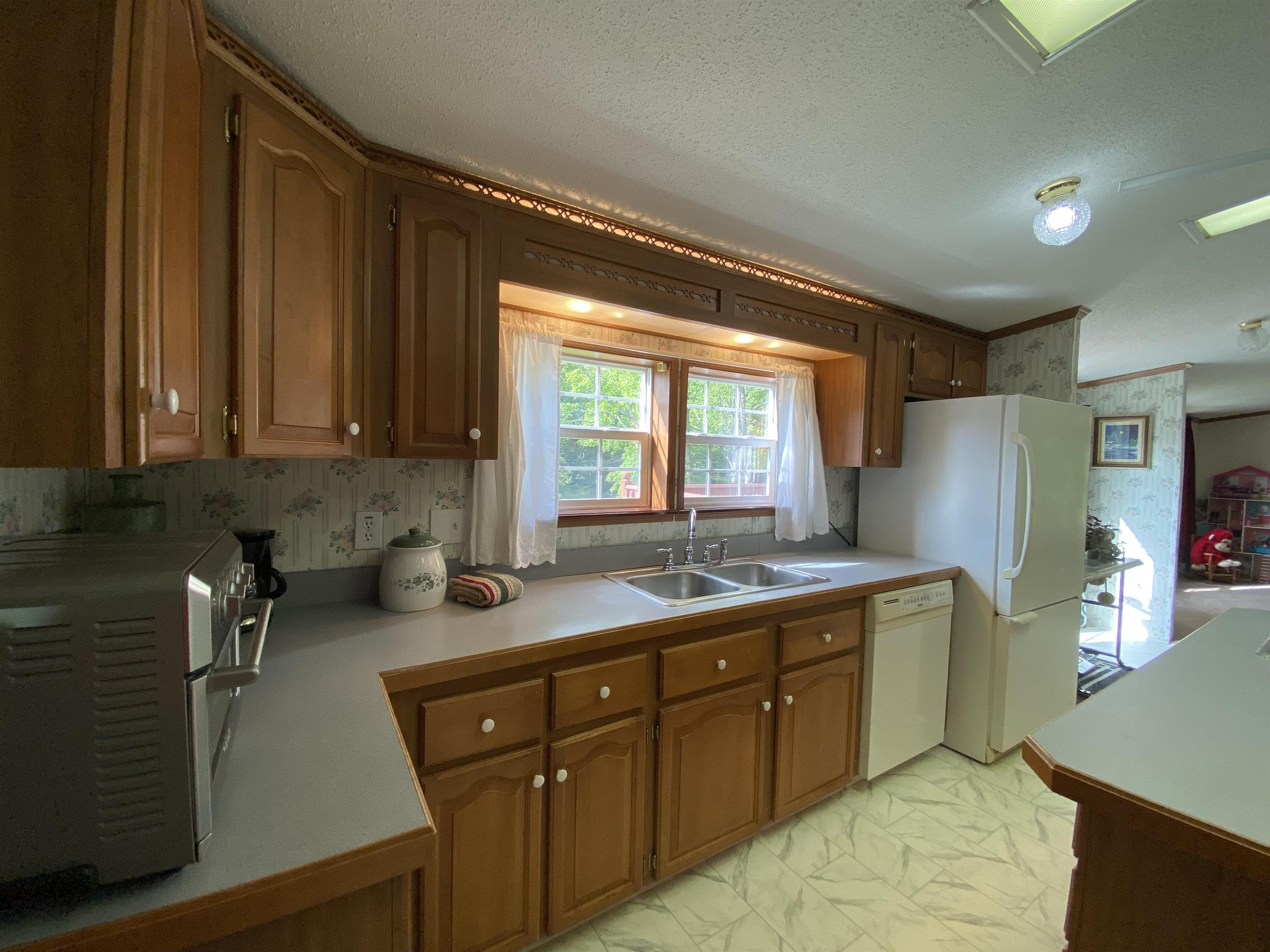 169 Tabor Hill Road Fairfax, VT 05454 - Photo 10 of 40