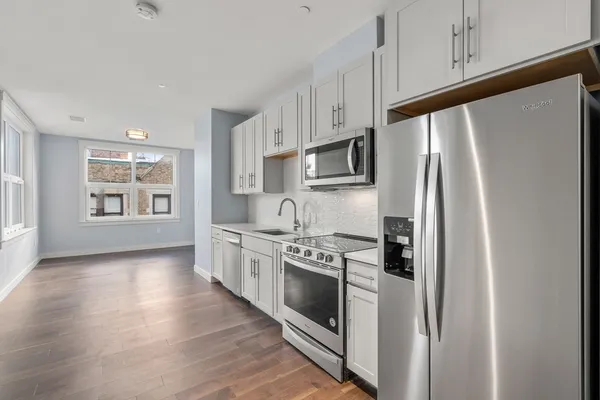 $2,900 | 136 Babcock Street, Unit 204, Brookline, MA 02446