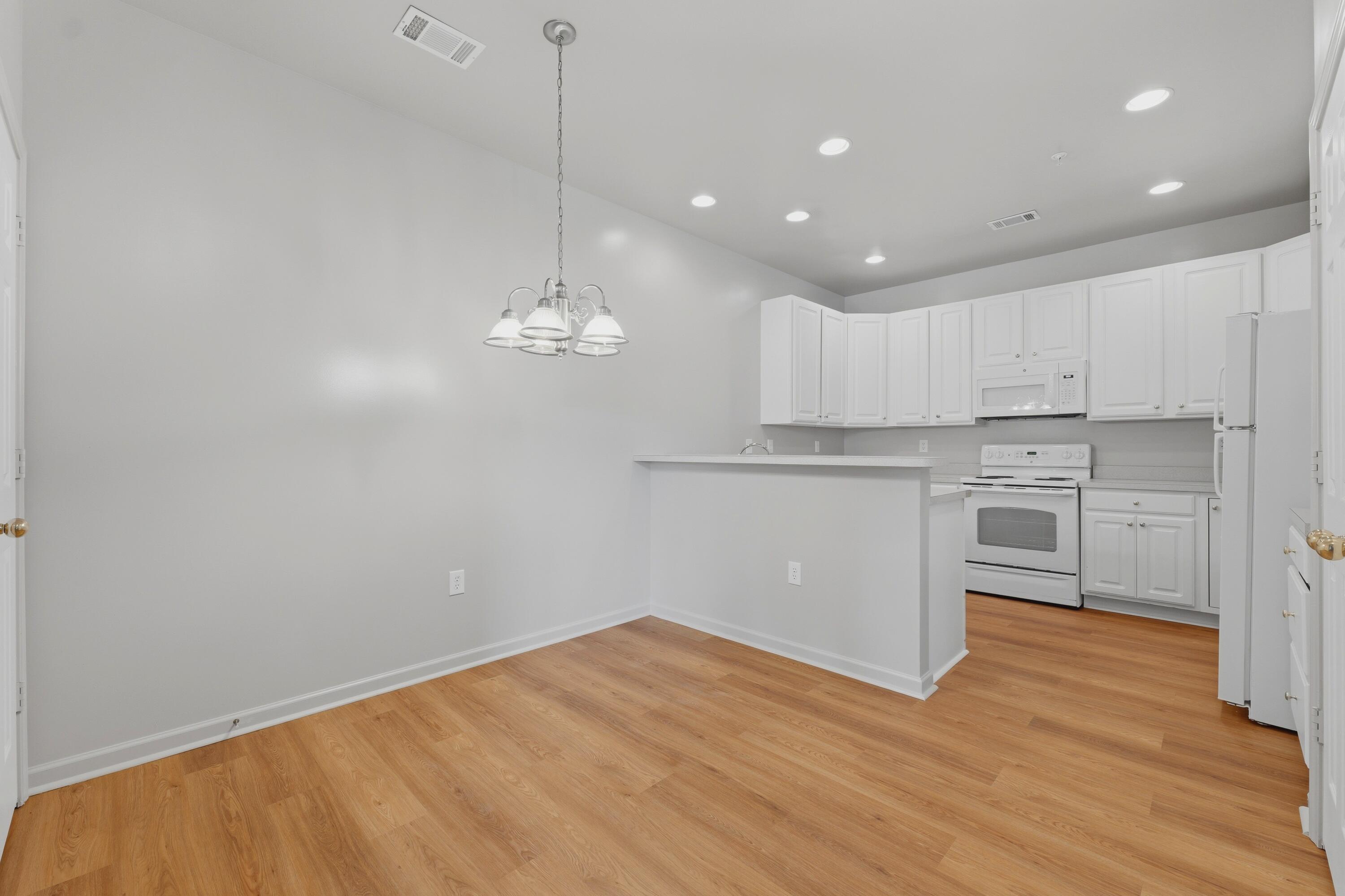 3301 Mariners Way Moncks Corner, SC 29461 - Photo 7 of 20 Gallery Image 7