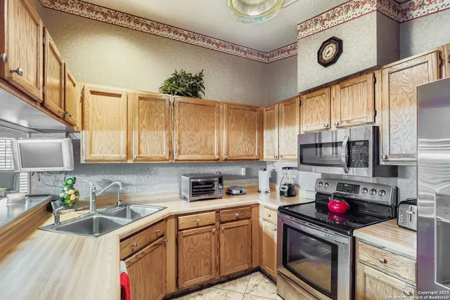 $1,900 | 1918 Lotus Blossom Street, San Antonio, TX 78247