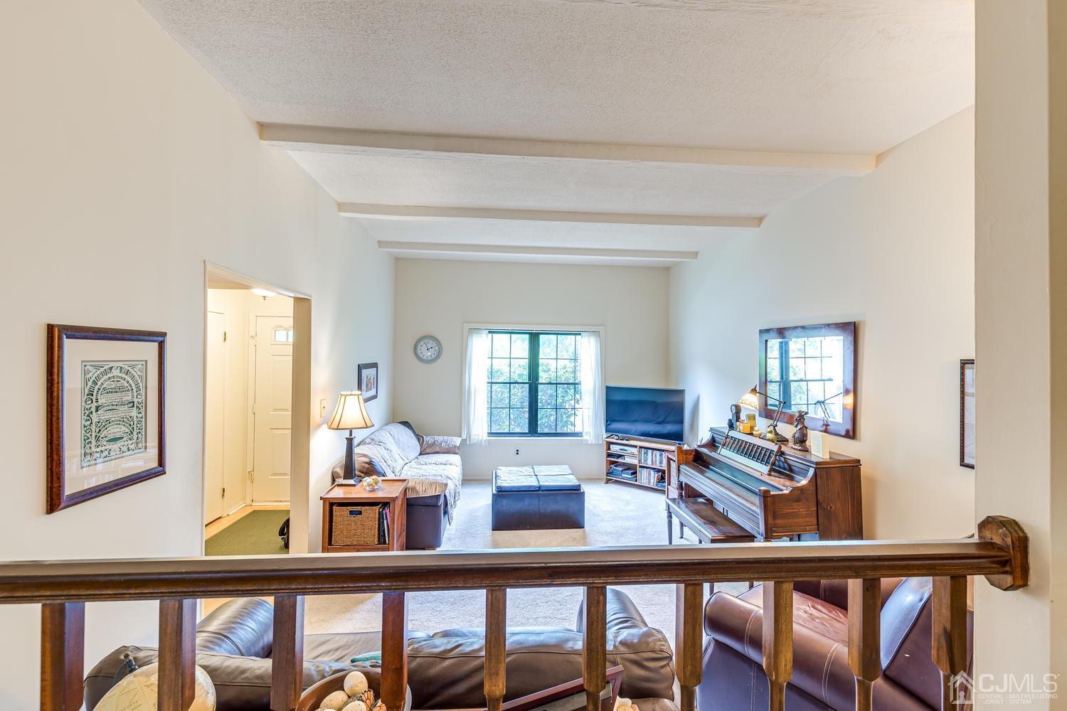 40 Pheasant Run Edison, NJ 08820 - Photo 8 of 34 Gallery Image 8