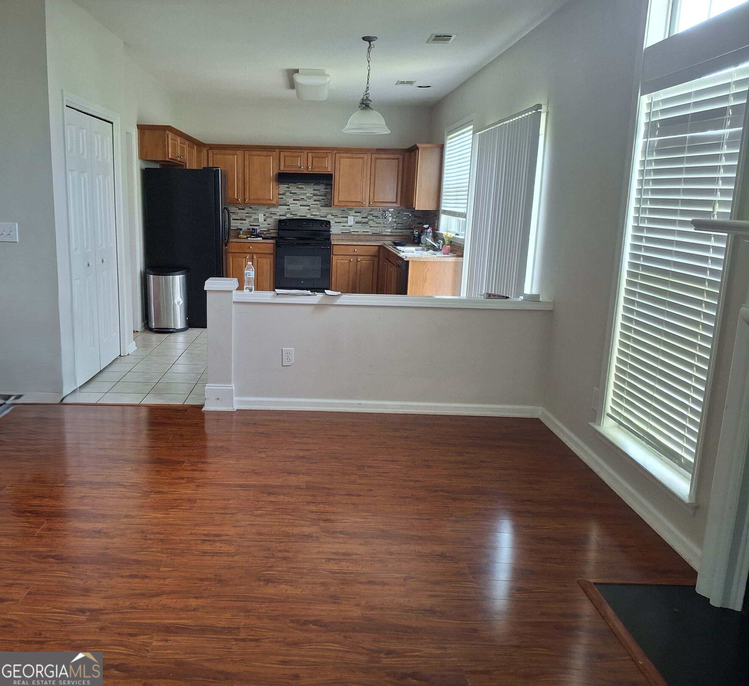 8955 Ruel Lane Suwanee, GA 30024 - Photo 5 of 13