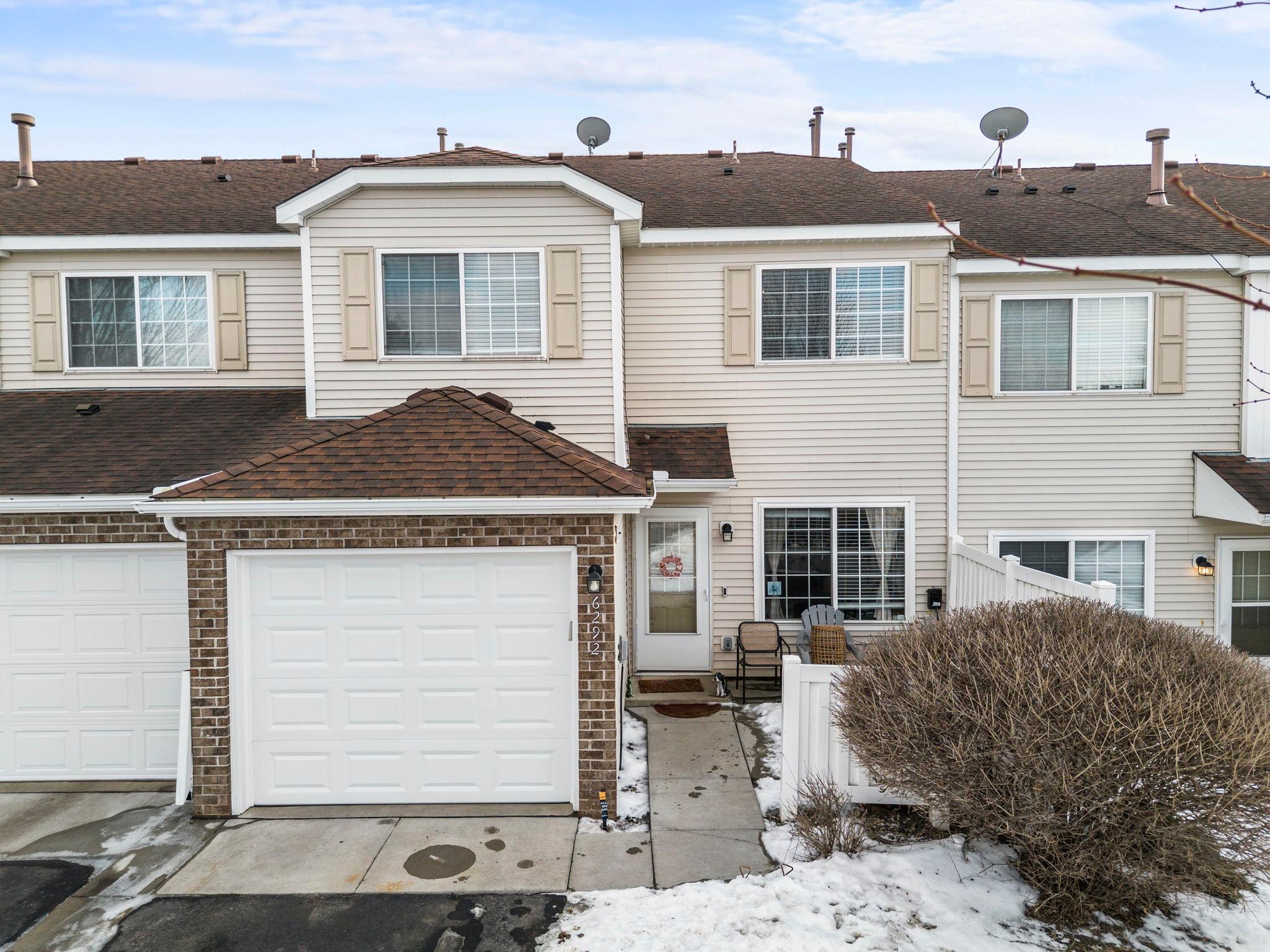 6292 158th Street West, Unit 66 Apple Valley, MN 55124 - Photo 1 of 27