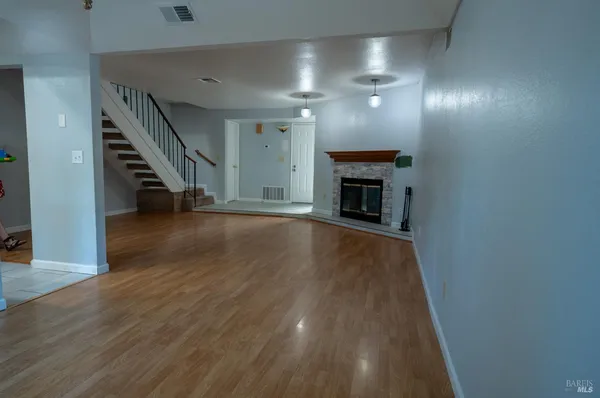 $365,000 | 299 Shasta Drive, Unit 26, Vacaville, CA 95687