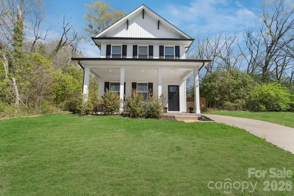 $300,000 | 318 North Avon Street, Gastonia, NC 28054