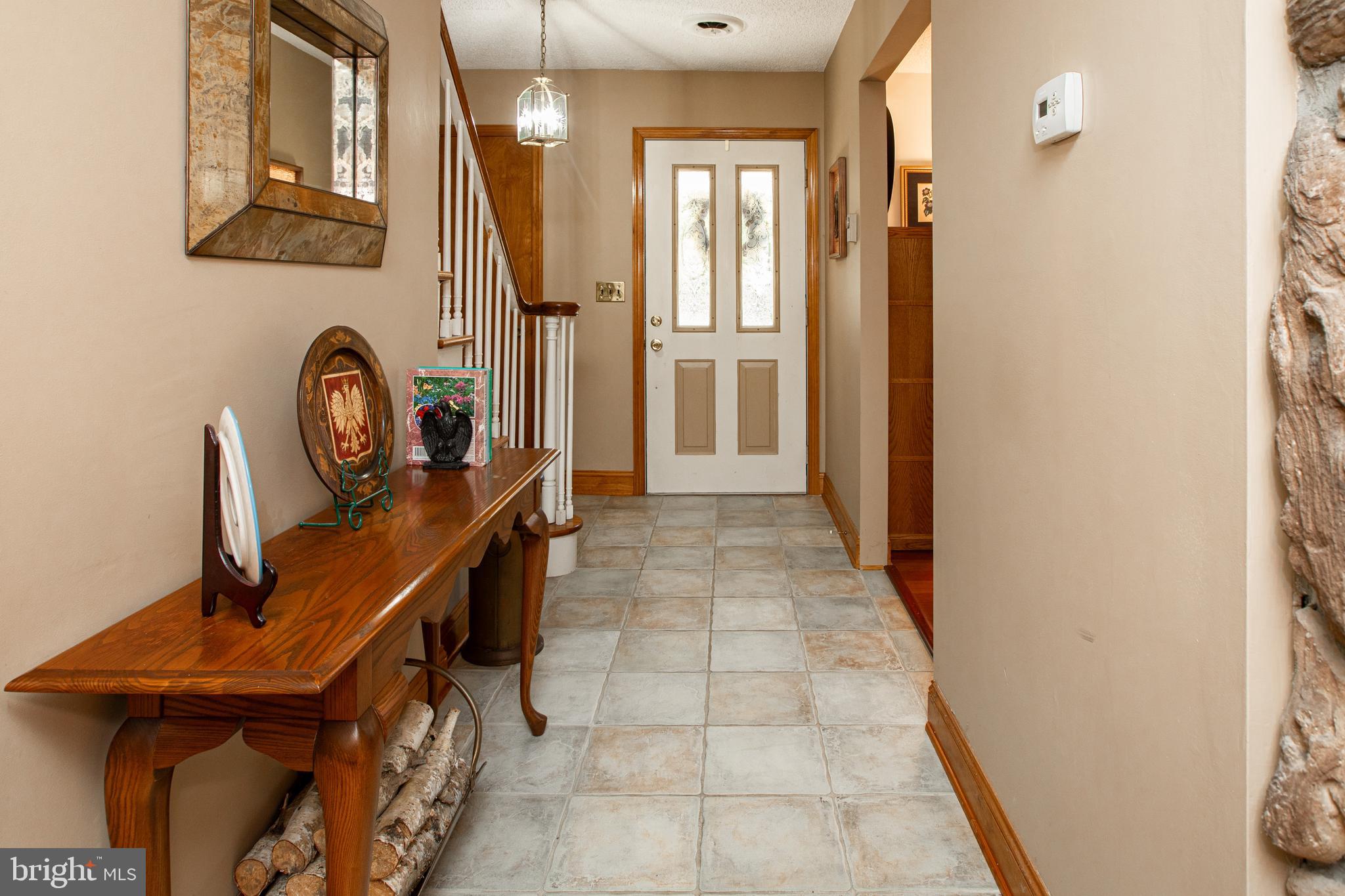 12 Millstream Road Cream Ridge, NJ 08514 - Photo 31 of 76 Entry Foyer #2