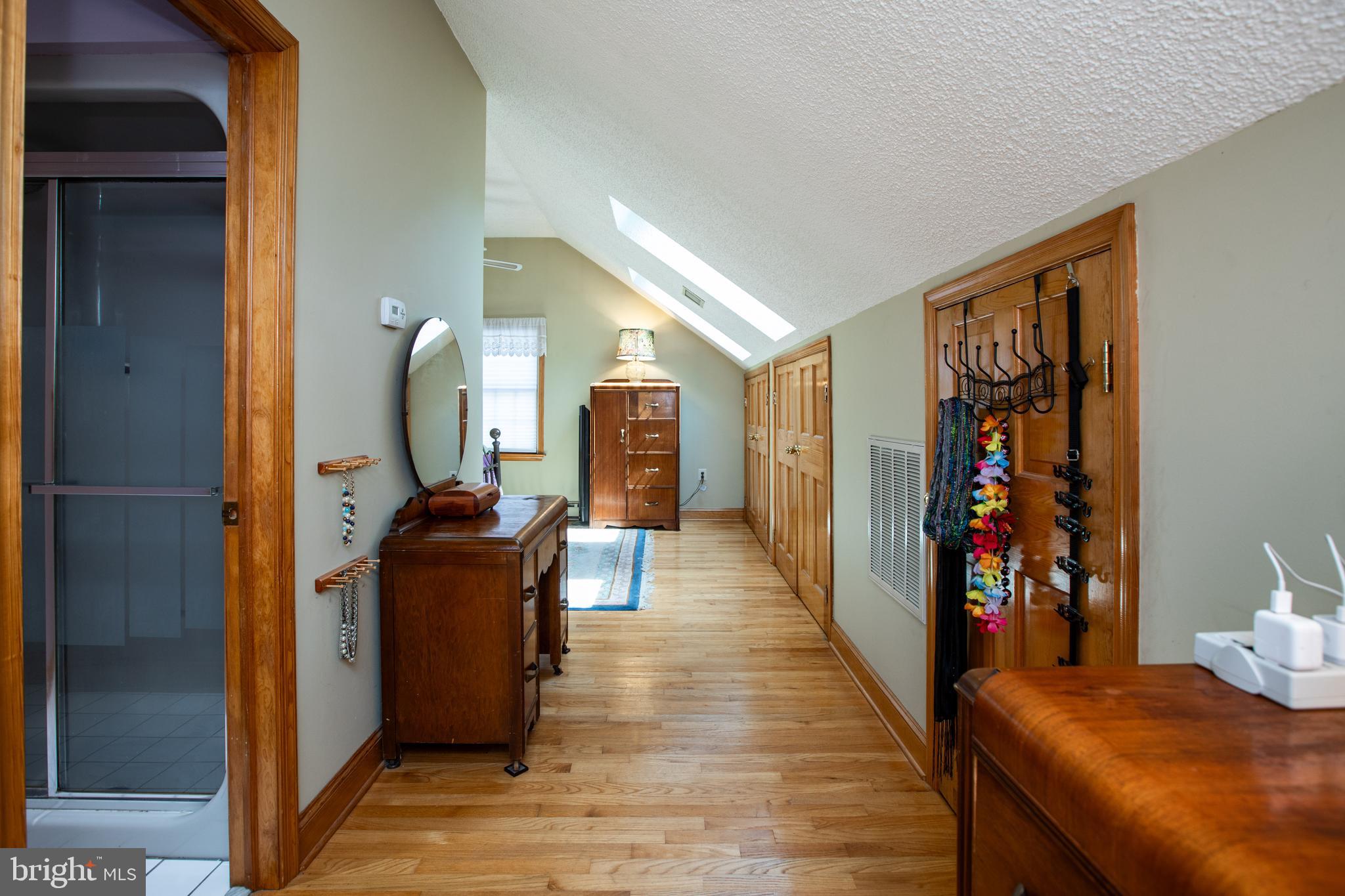 12 Millstream Road Cream Ridge, NJ 08514 - Photo 38 of 76 Primary Bedroom Hall