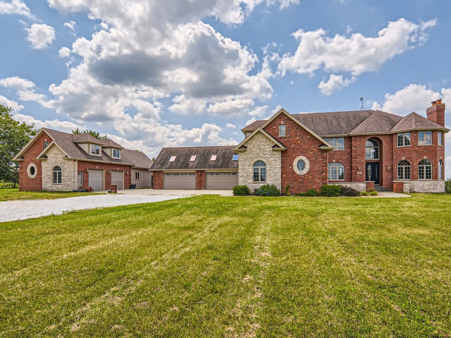 12211 Baker Road Manhattan, IL 60442 - Photo 1 of 24