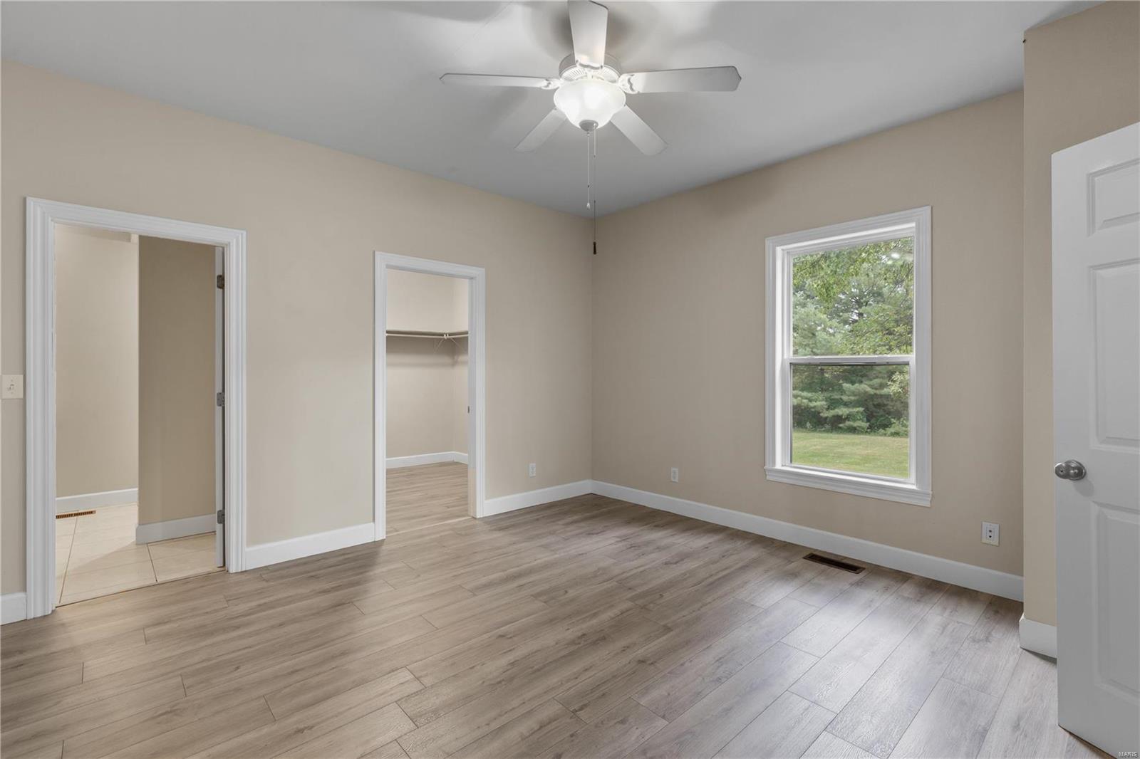 8103 Wood Station Road Alton, IL 62002 - Photo 18 of 43