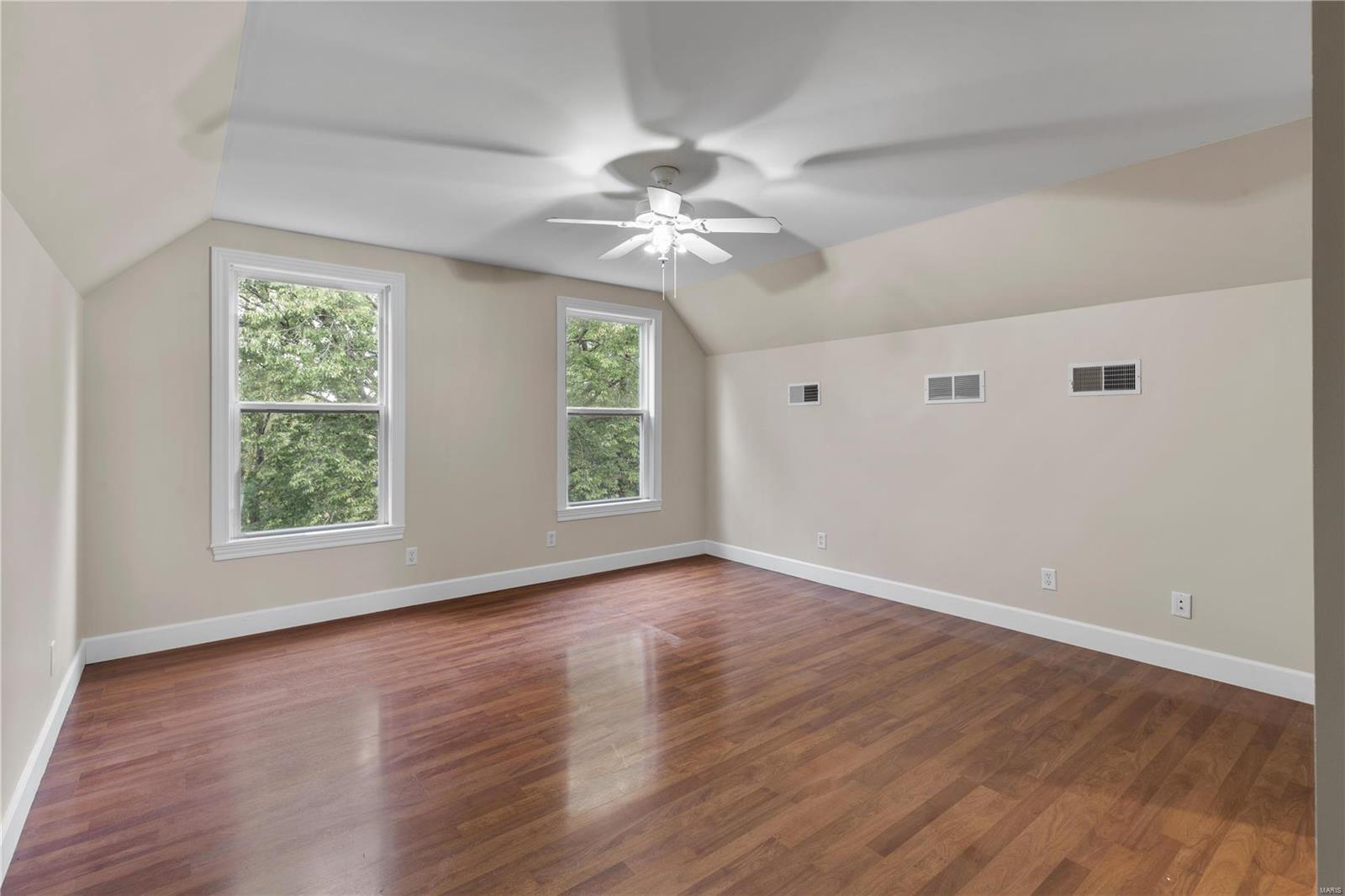 8103 Wood Station Road Alton, IL 62002 - Photo 21 of 43