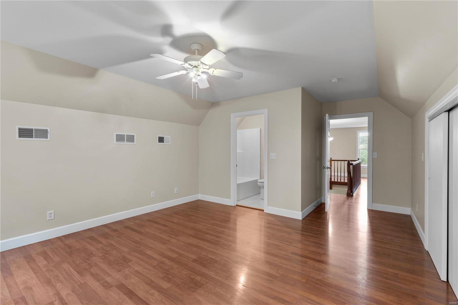 8103 Wood Station Road Alton, IL 62002 - Photo 22 of 43