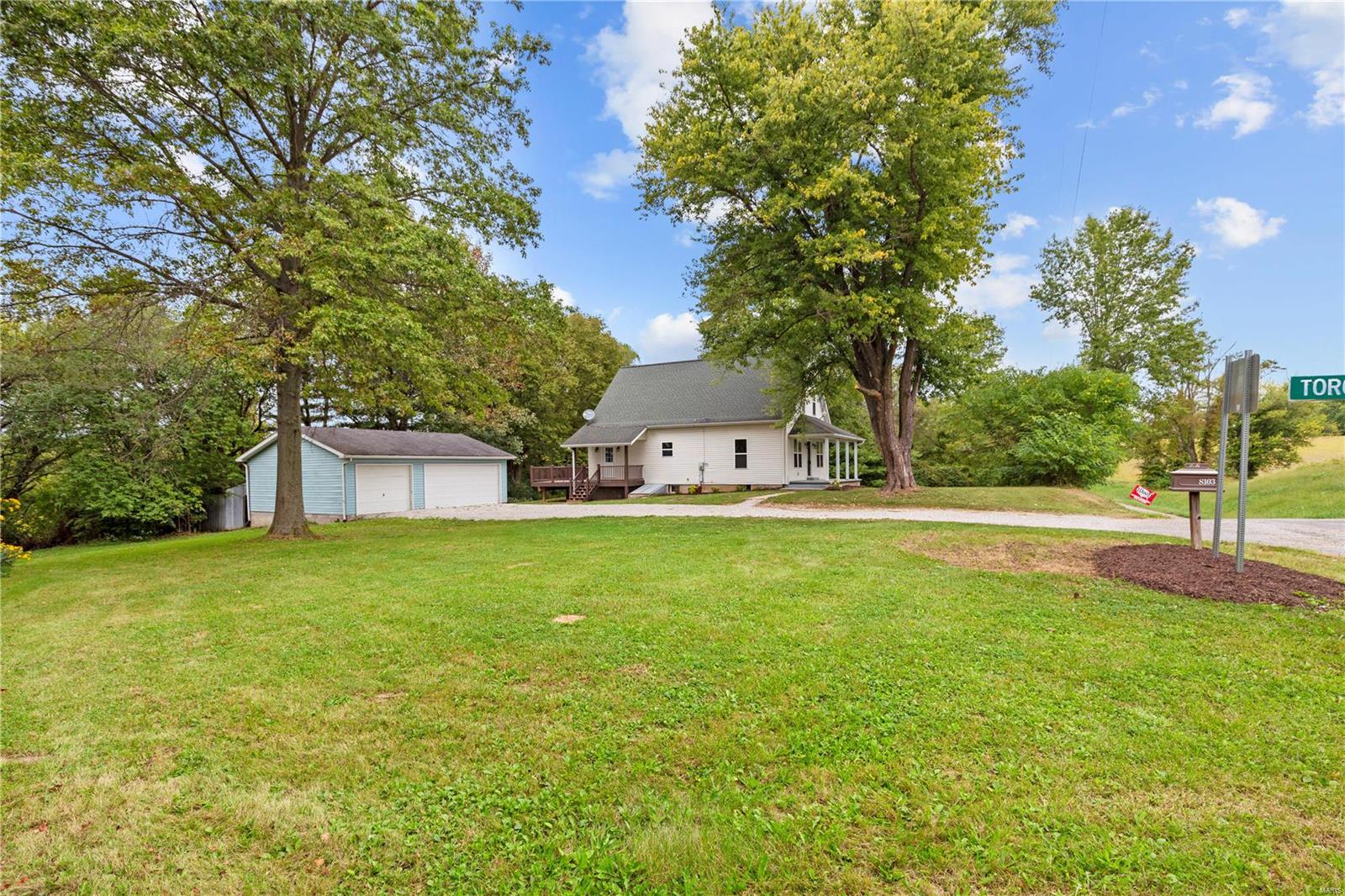 8103 Wood Station Road Alton, IL 62002 - Photo 25 of 43