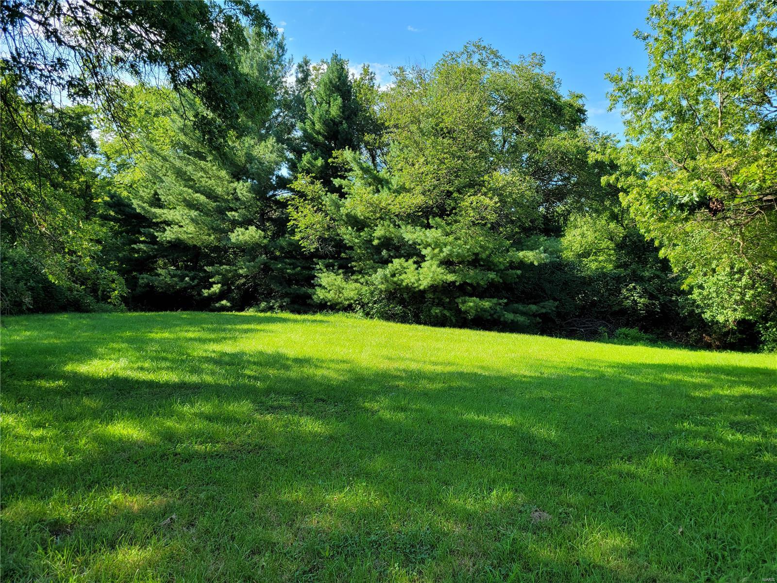 8103 Wood Station Road Alton, IL 62002 - Photo 31 of 43