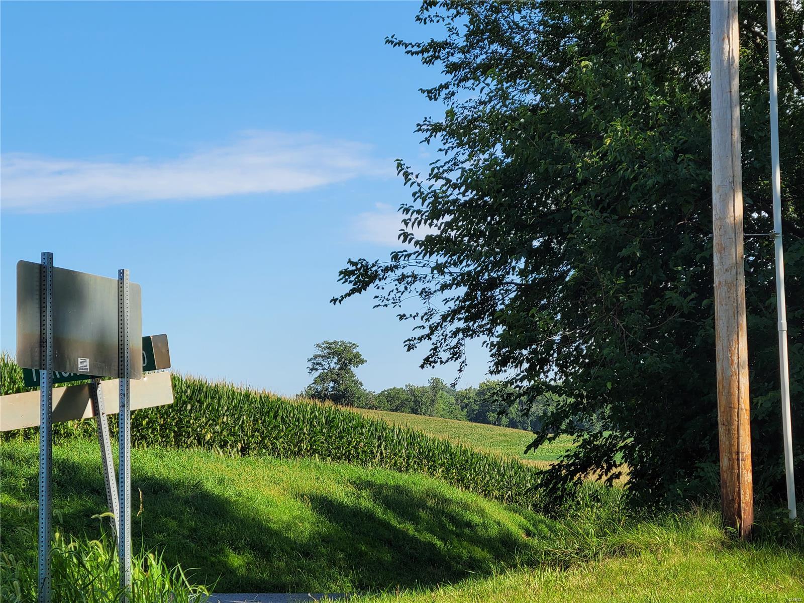 8103 Wood Station Road Alton, IL 62002 - Photo 33 of 43