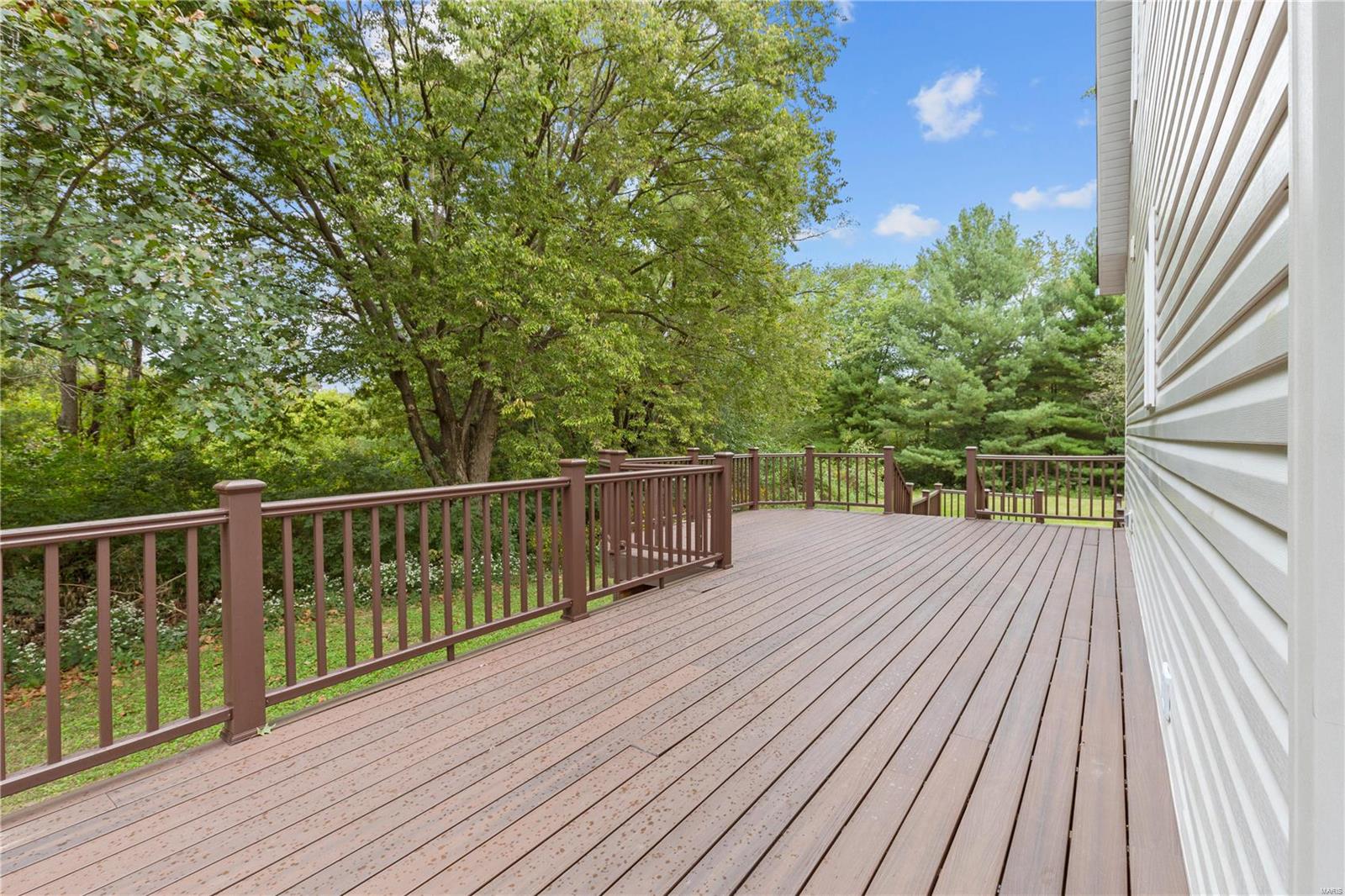 8103 Wood Station Road Alton, IL 62002 - Photo 6 of 43