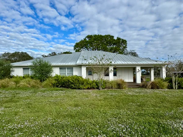 $2,195,000 | 14151 Center Street, Okeechobee, FL 34974