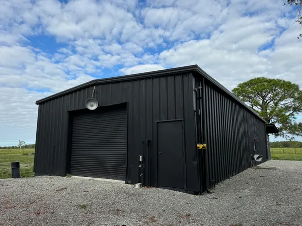 $2,195,000 | 14151 Center Street, Okeechobee, FL 34974