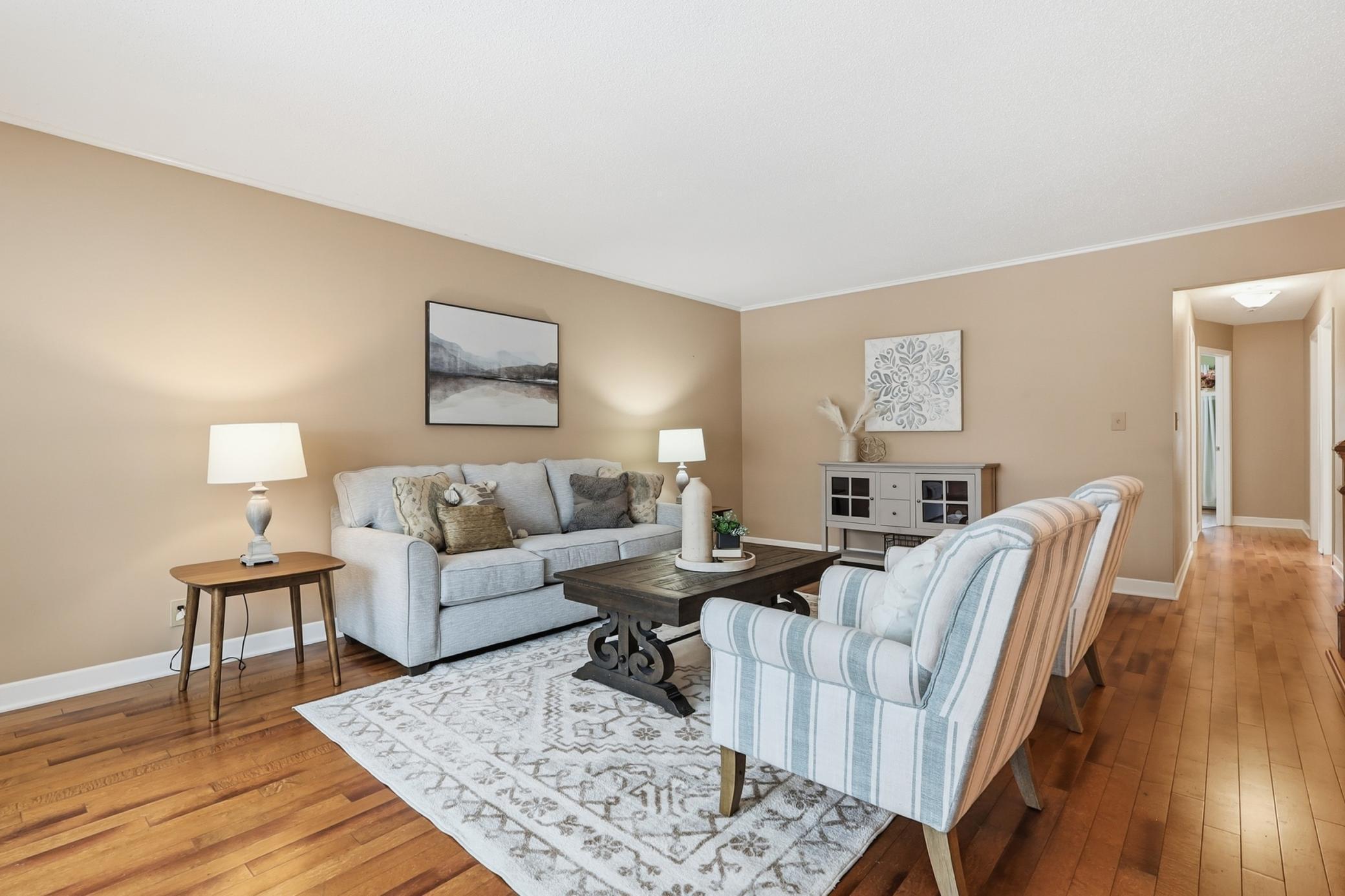 2470 Hillside Road White Bear Lake, MN 55110 - Photo 15 of 55