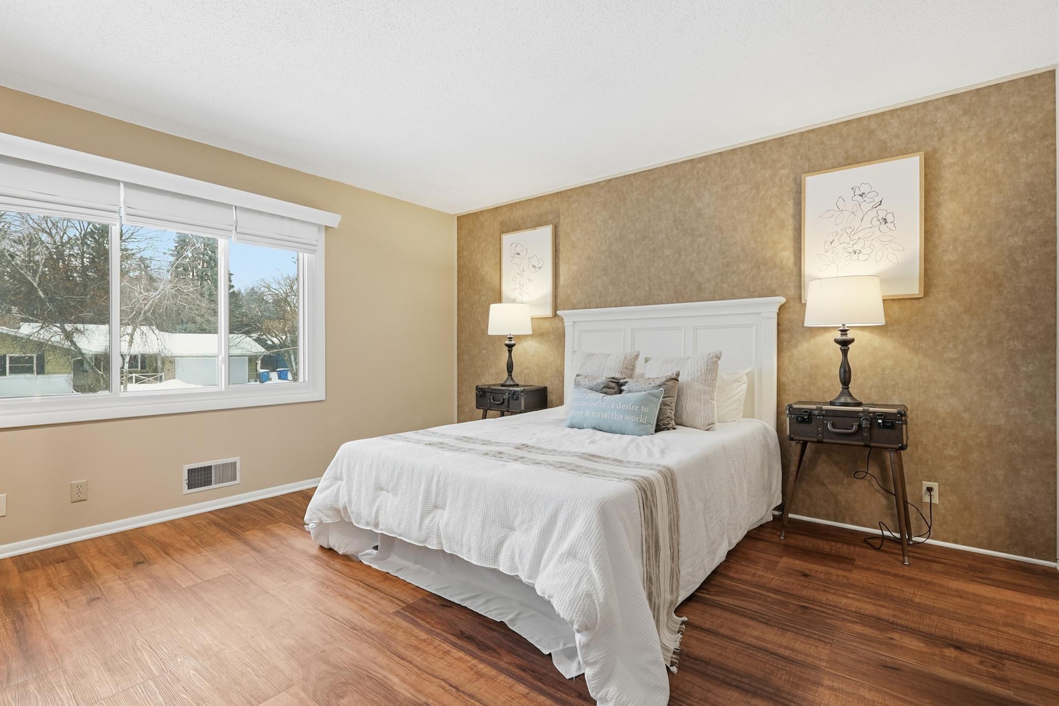 2470 Hillside Road White Bear Lake, MN 55110 - Photo 18 of 55