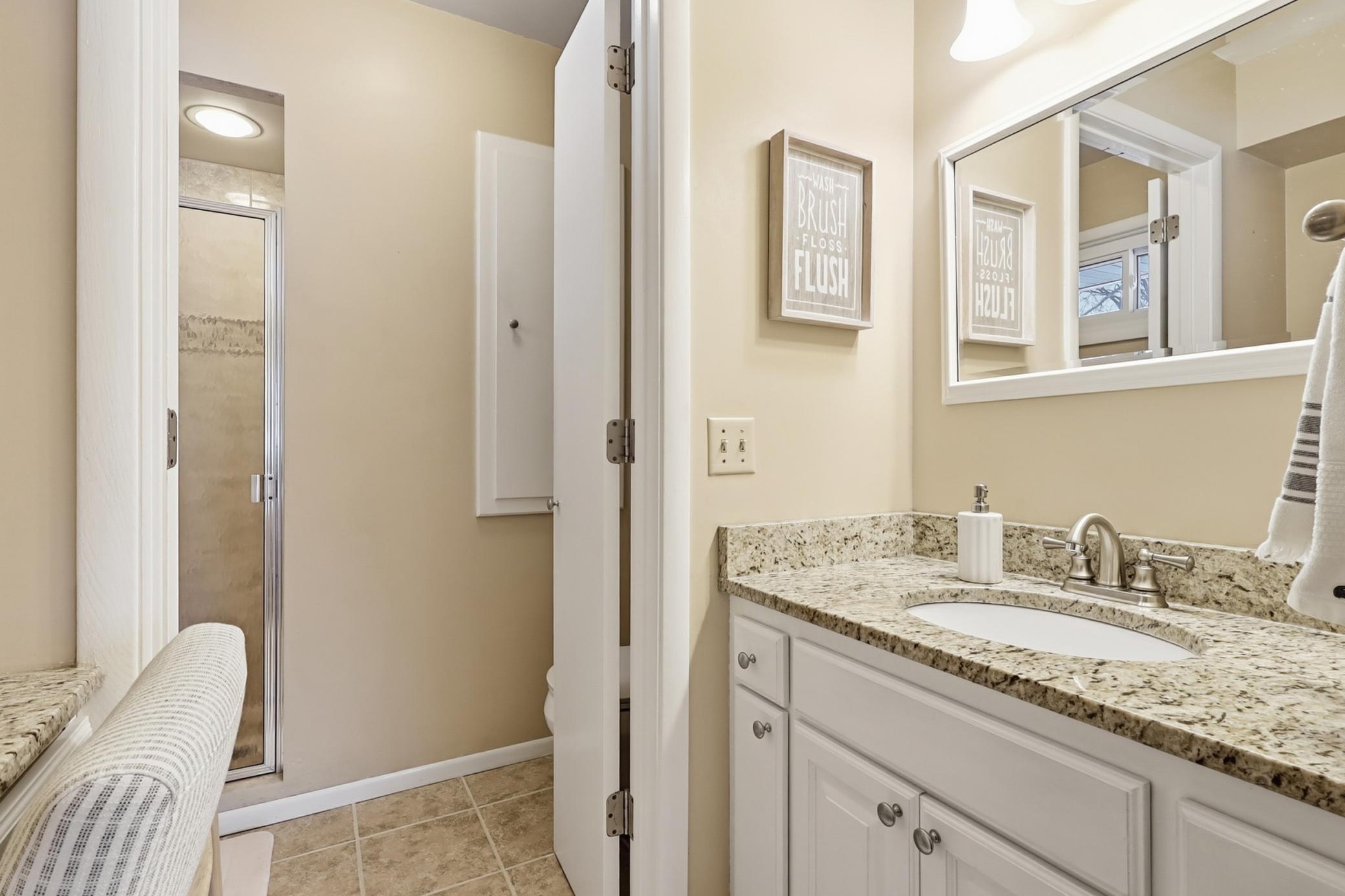 2470 Hillside Road White Bear Lake, MN 55110 - Photo 21 of 55