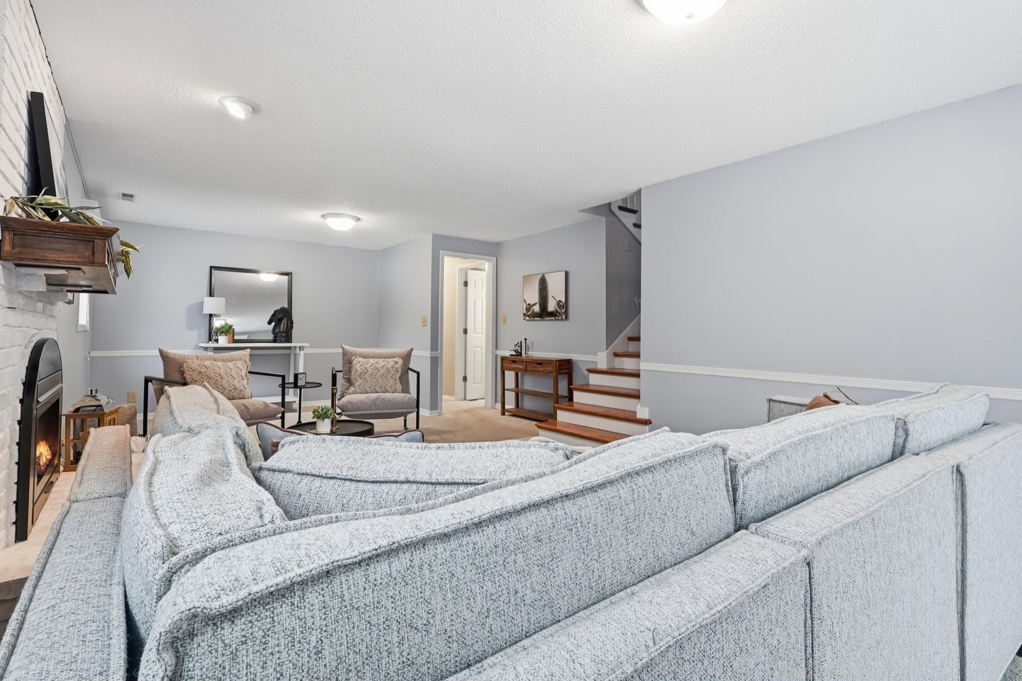 2470 Hillside Road White Bear Lake, MN 55110 - Photo 28 of 55