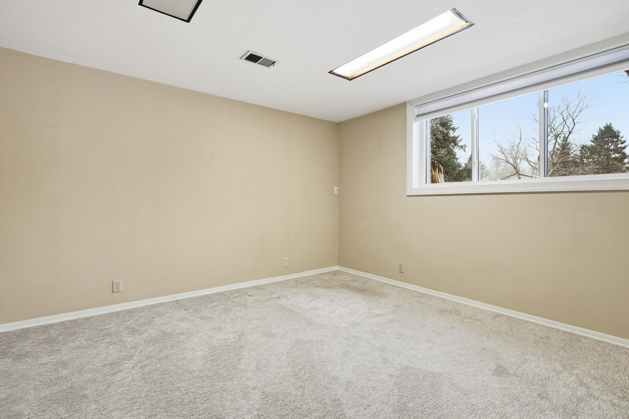 2470 Hillside Road White Bear Lake, MN 55110 - Photo 30 of 55