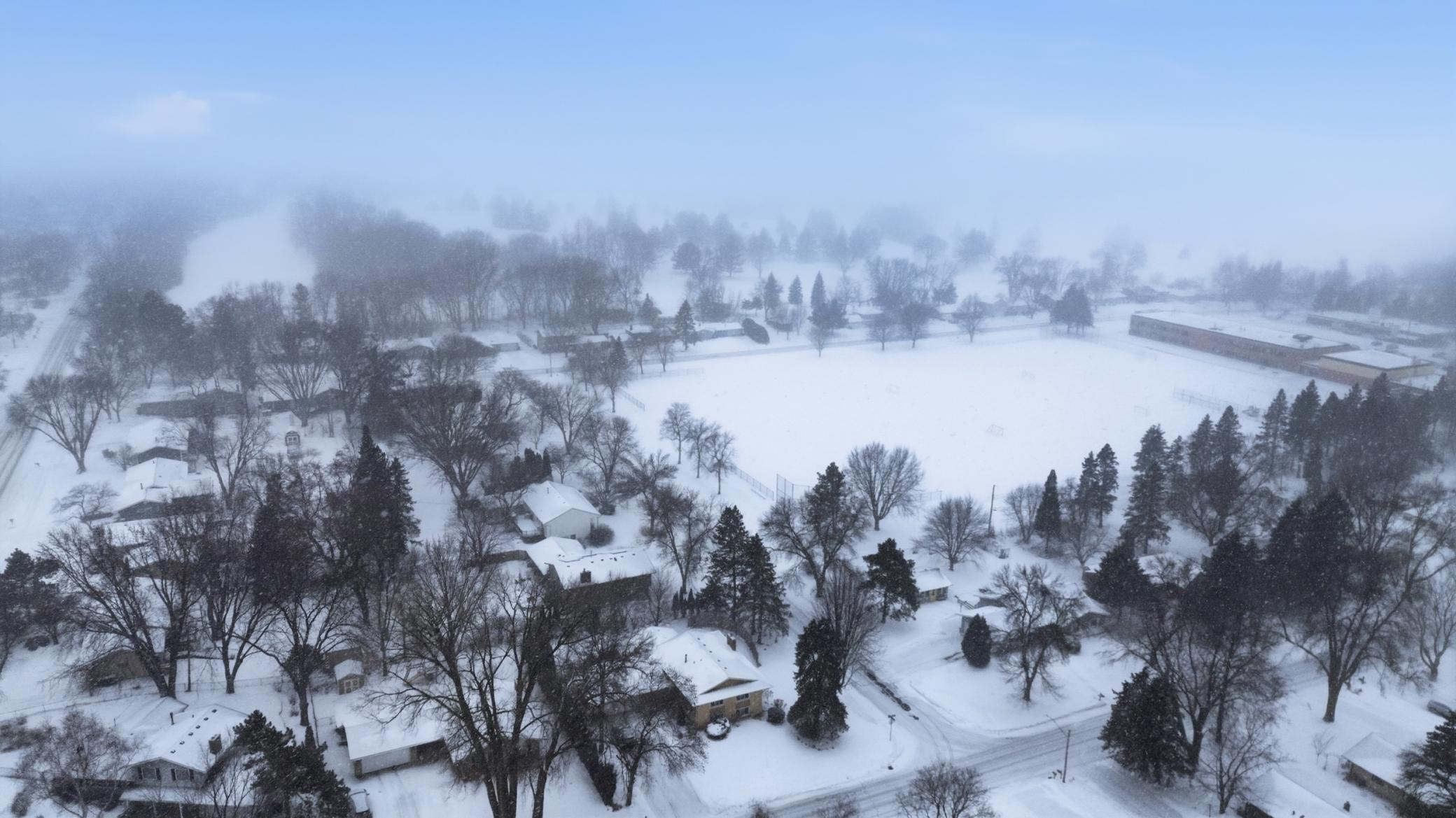 2470 Hillside Road White Bear Lake, MN 55110 - Photo 41 of 55