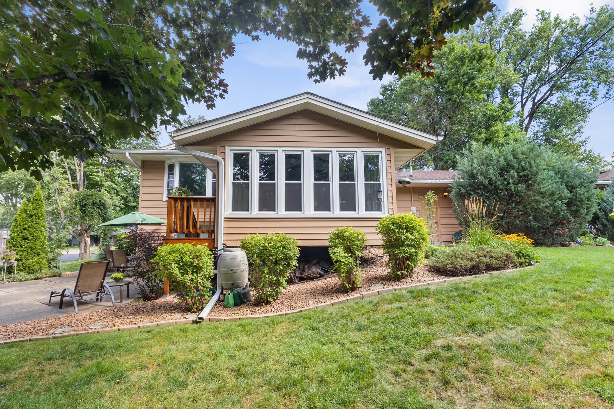 2470 Hillside Road White Bear Lake, MN 55110 - Photo 44 of 55