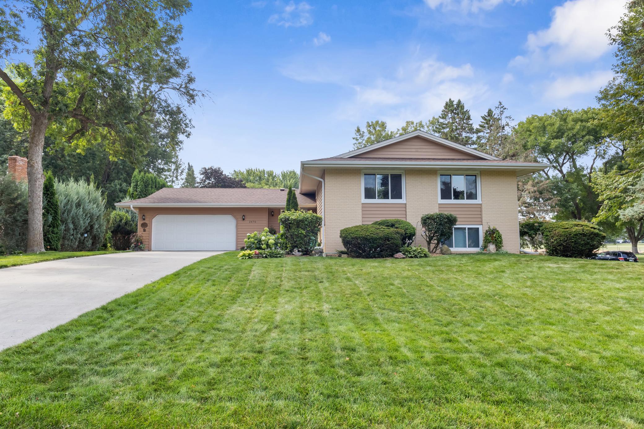 2470 Hillside Road White Bear Lake, MN 55110 - Photo 52 of 55