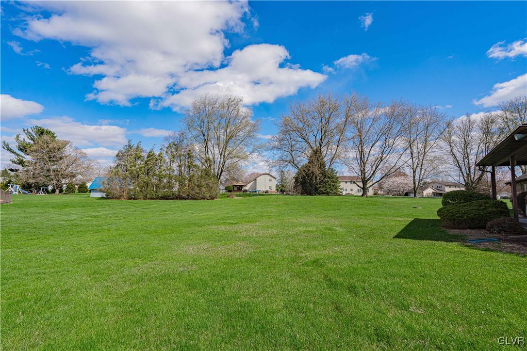 490 Timberlea Drive Nazareth, PA 18064 - Photo 43 of 48 Gallery Image 43