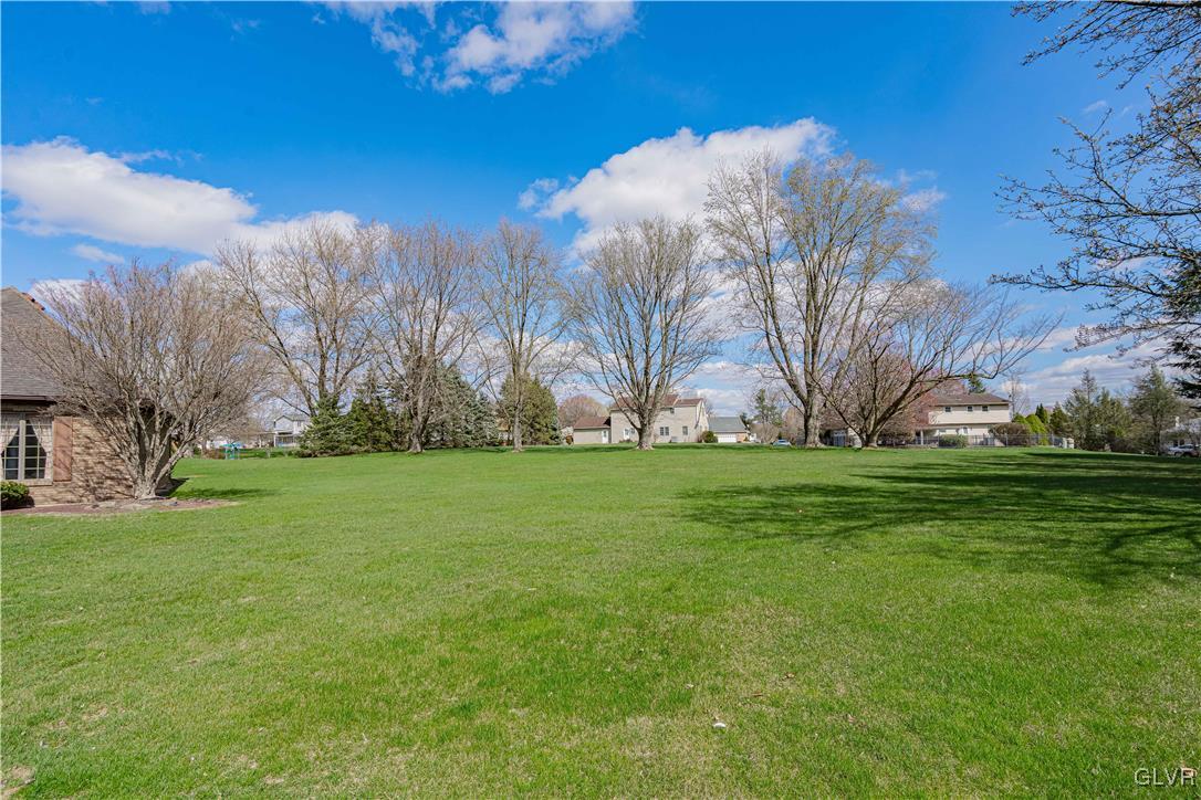 490 Timberlea Drive Nazareth, PA 18064 - Photo 47 of 48 Gallery Image 47