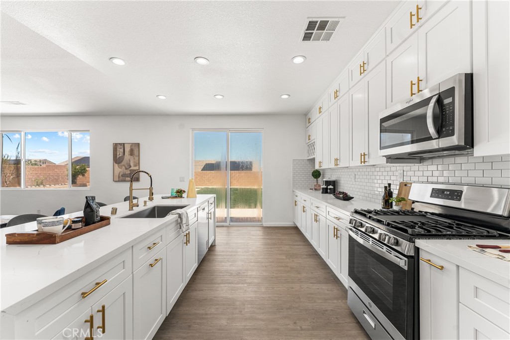 7531 Ridge View Drive Lancaster, CA 93536 - Photo 21 of 57 Gallery Image 21