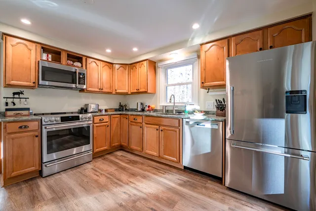 $549,900 | 23 Merrymeeting Drive, Topsham, ME 04086