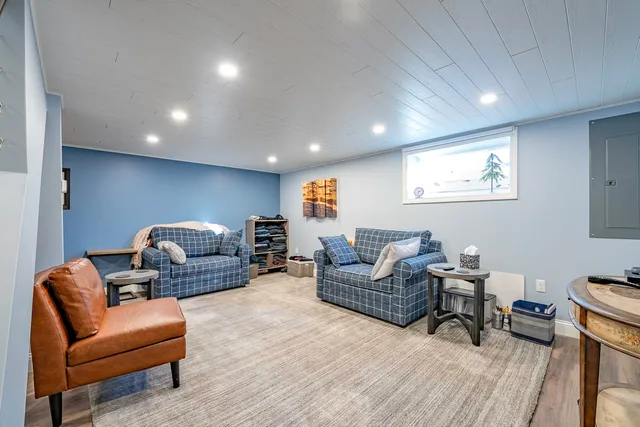 $549,900 | 23 Merrymeeting Drive, Topsham, ME 04086