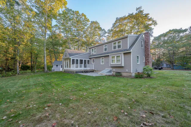 $549,900 | 23 Merrymeeting Drive, Topsham, ME 04086