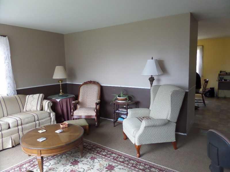 255 Crystal Lake Road Washington, ME 04574 - Photo 9 of 25 Living Room.