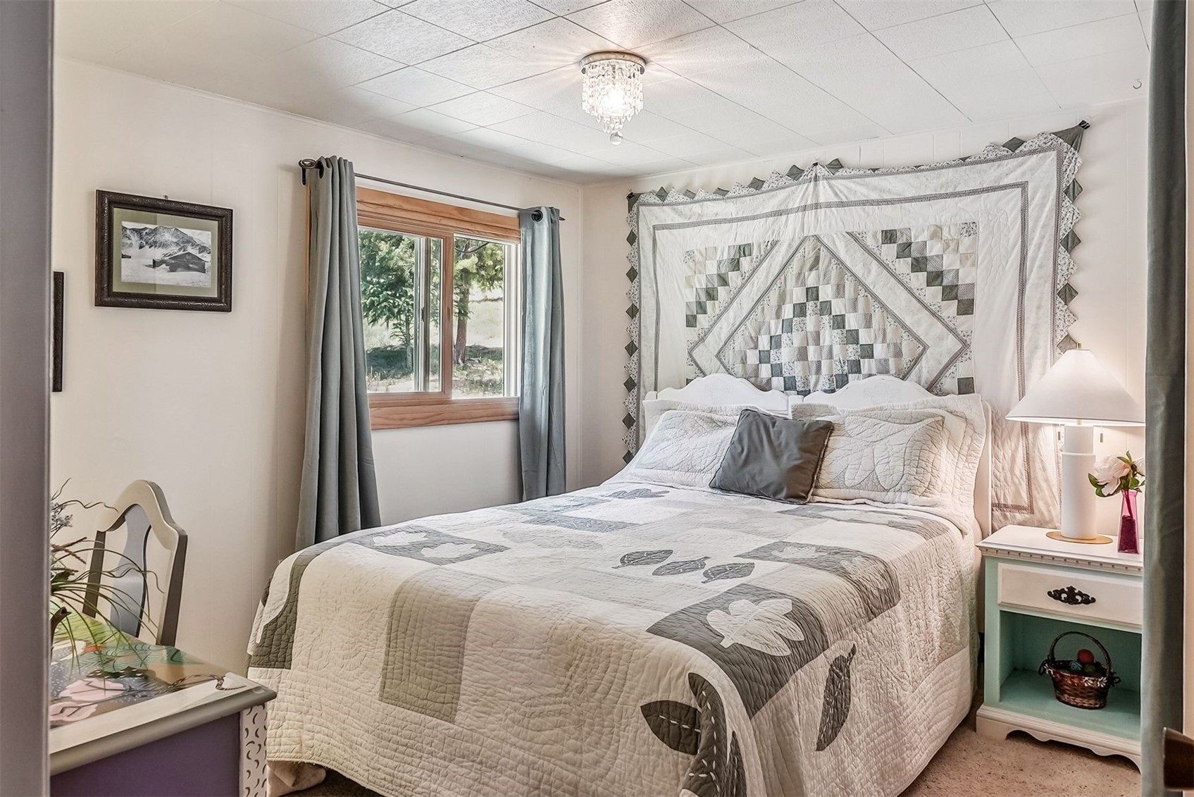 57 L Road Silverthorne, CO 80498 - Photo 29 of 38 View of carpeted bedroom