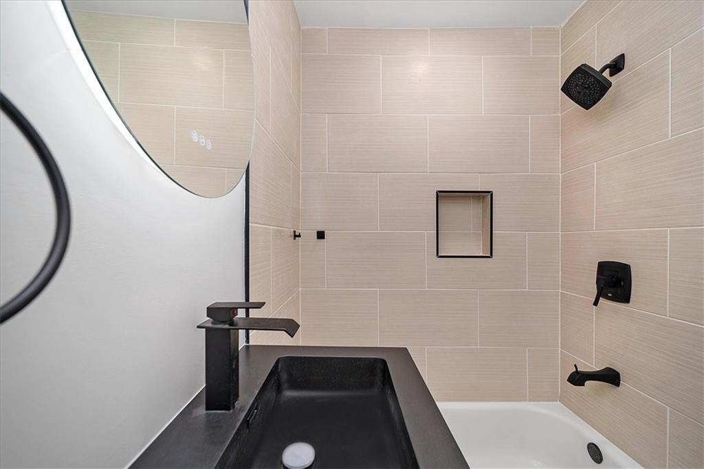 4098 Howley Street Pittsburgh, PA 15224 - Photo 18 of 24 Gallery Image 18