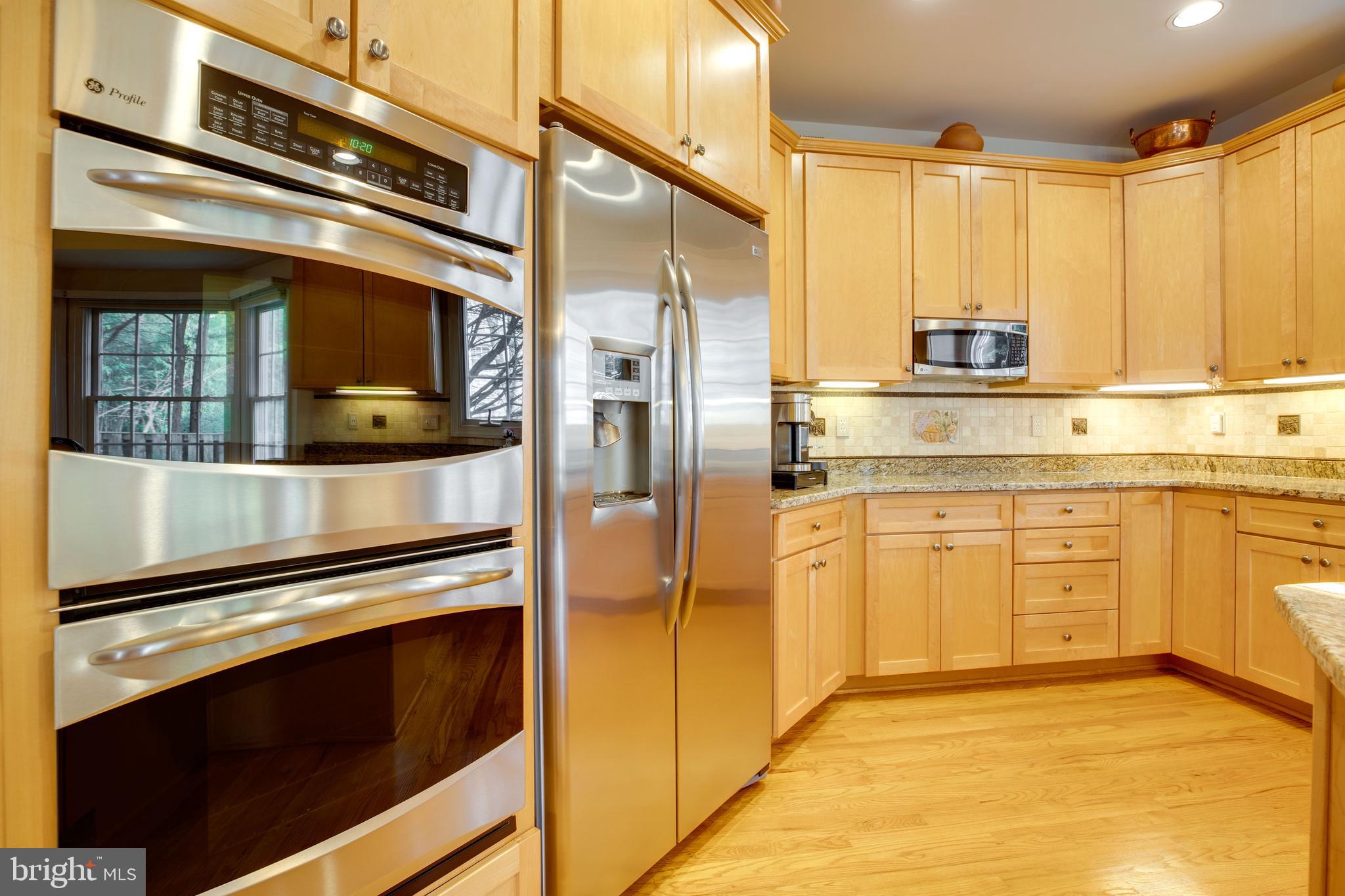 5924 Chesterbrook Road McLean, VA 22101 - Photo 13 of 100