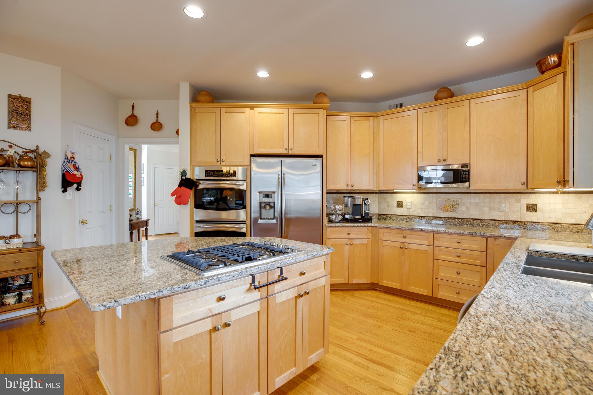 5924 Chesterbrook Road McLean, VA 22101 - Photo 18 of 100