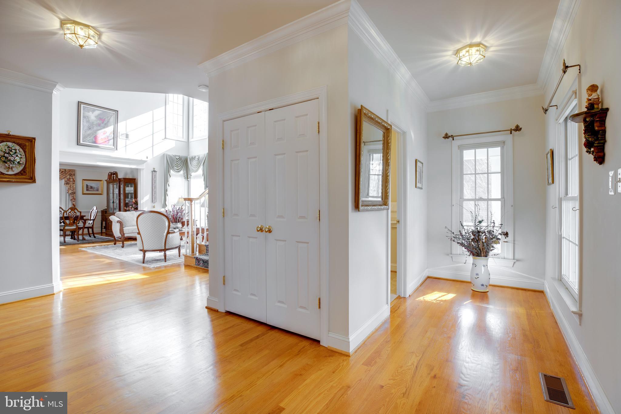 5924 Chesterbrook Road McLean, VA 22101 - Photo 21 of 100