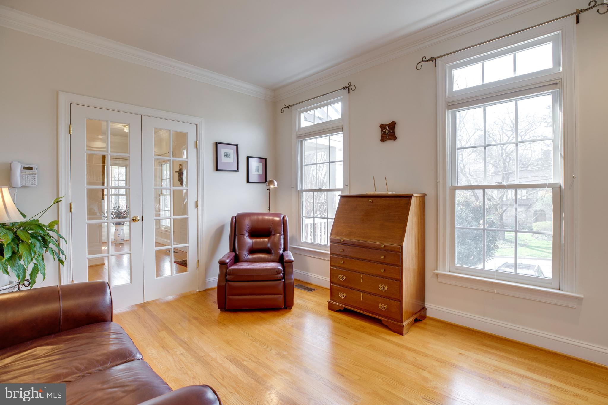 5924 Chesterbrook Road McLean, VA 22101 - Photo 27 of 100