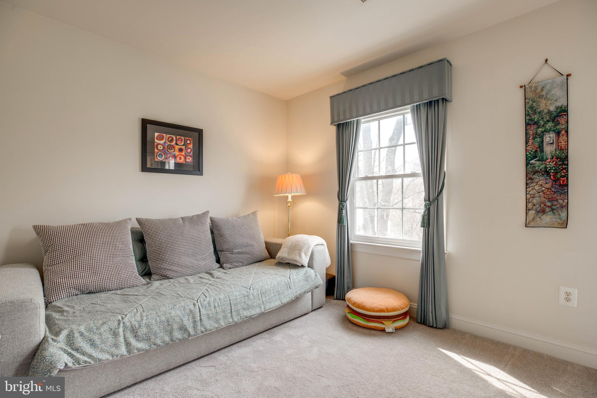 5924 Chesterbrook Road McLean, VA 22101 - Photo 53 of 100