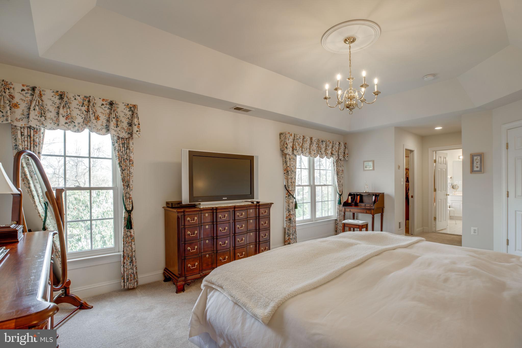 5924 Chesterbrook Road McLean, VA 22101 - Photo 64 of 100