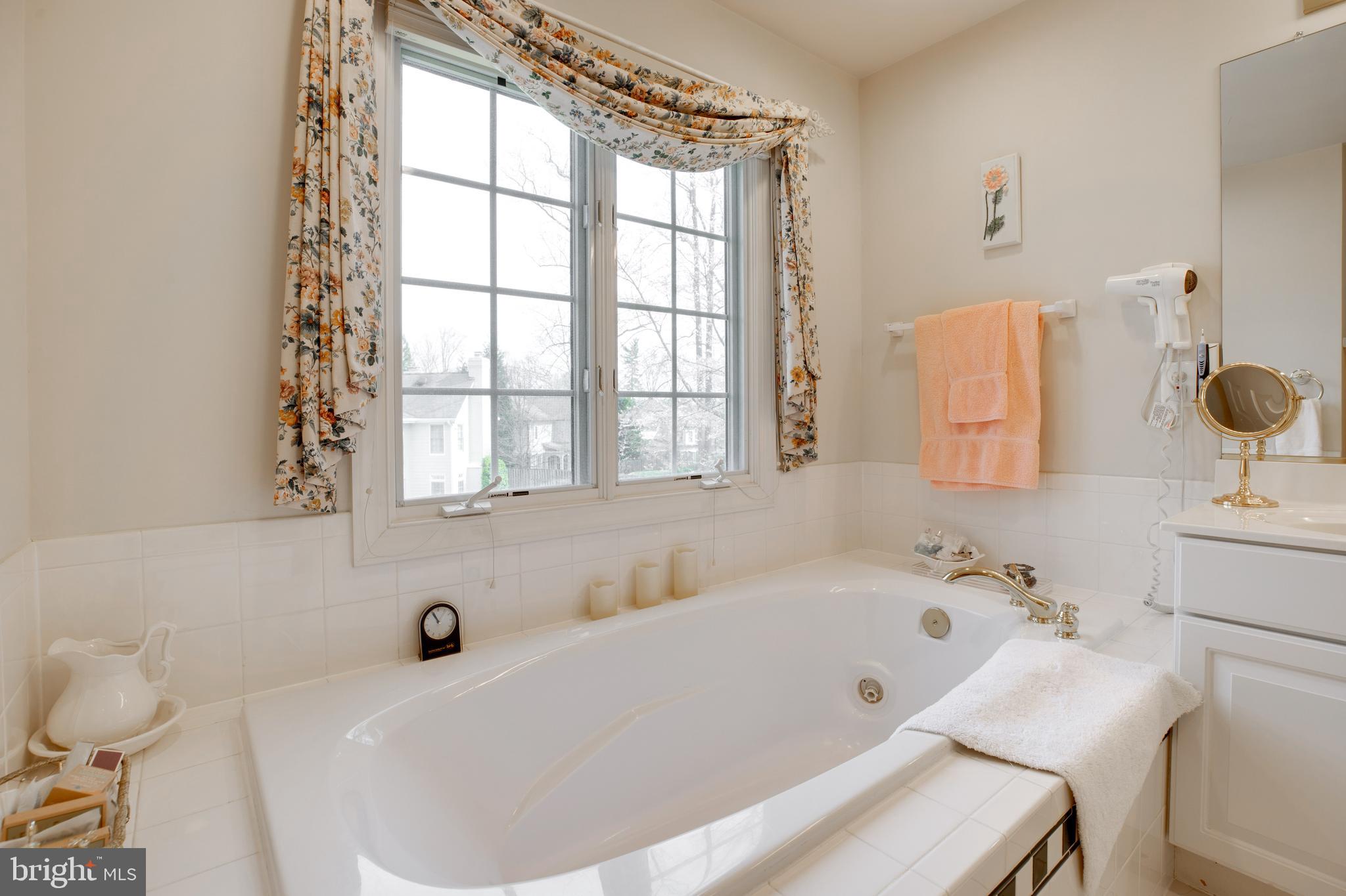 5924 Chesterbrook Road McLean, VA 22101 - Photo 68 of 100