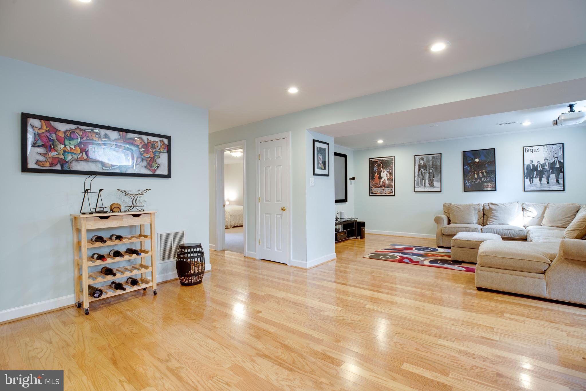 5924 Chesterbrook Road McLean, VA 22101 - Photo 74 of 100