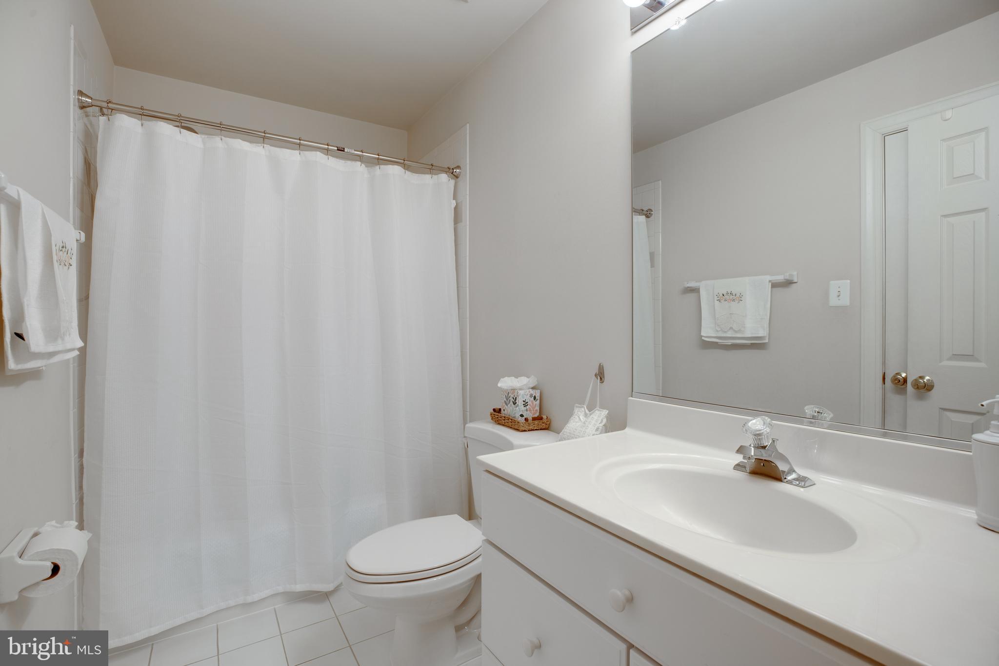 5924 Chesterbrook Road McLean, VA 22101 - Photo 81 of 100