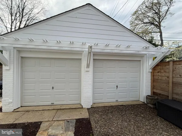 $1,599,000 | 2316 South Arlington Ridge Road, Arlington, VA 22202